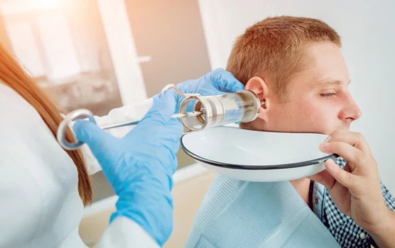 Oído externo: otitis del nadador, hongos y picazón